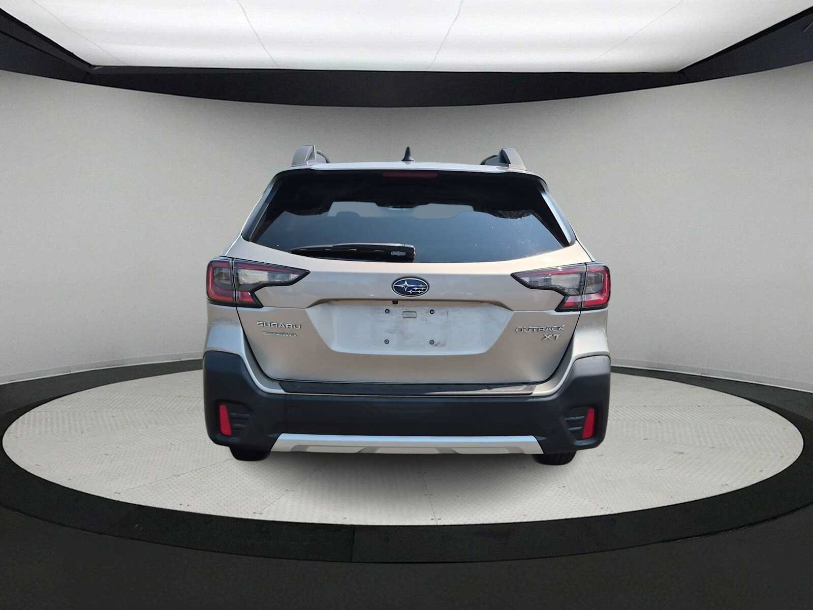 Used 2020 Subaru Outback Limited XT w/ Popular Package #2 AWD/4WD image 7