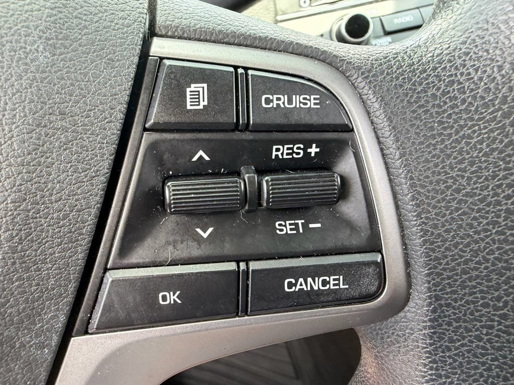 Used 2018 Hyundai Elantra SEL w/ Cargo Package FWD image 21
