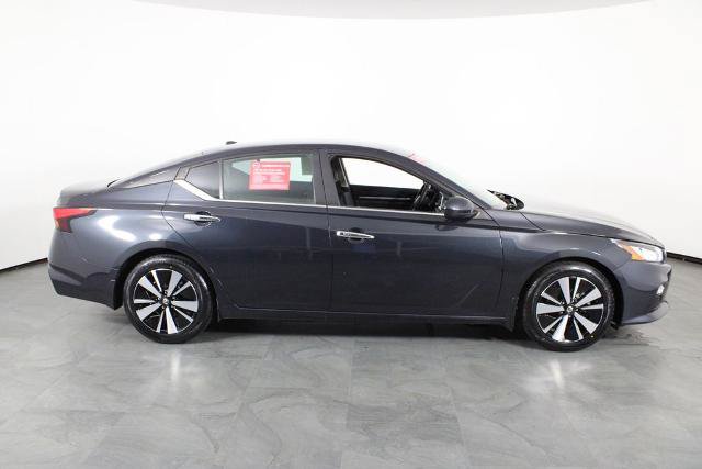 Certified 2022 Nissan Altima 2.5 SV FWD image 12