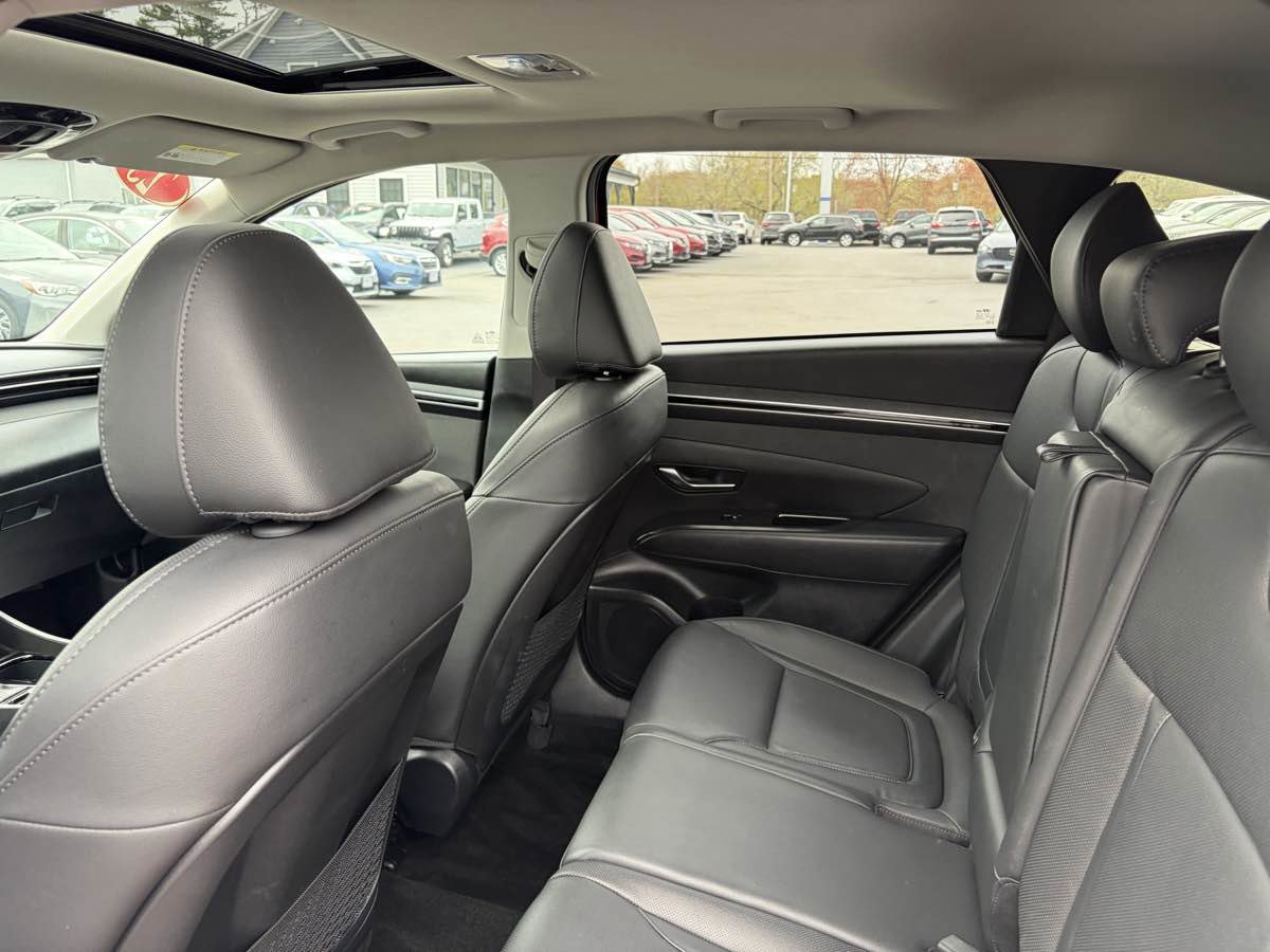 Used 2023 Hyundai Tucson SEL w/ Convenience Package AWD/4WD image 19