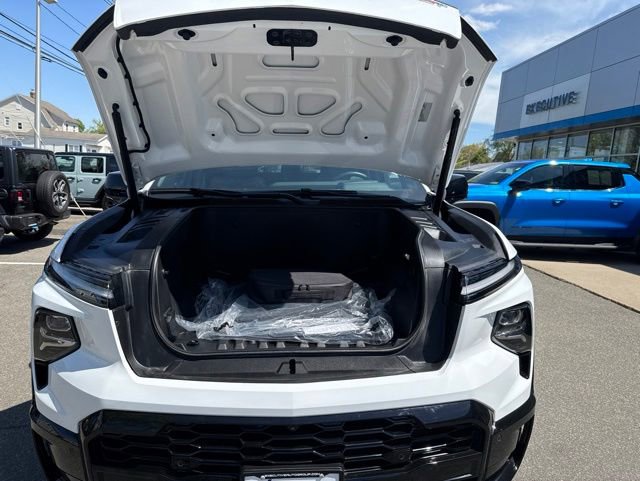 Used 2024 Chevrolet Silverado EV RST AWD/4WD image 13