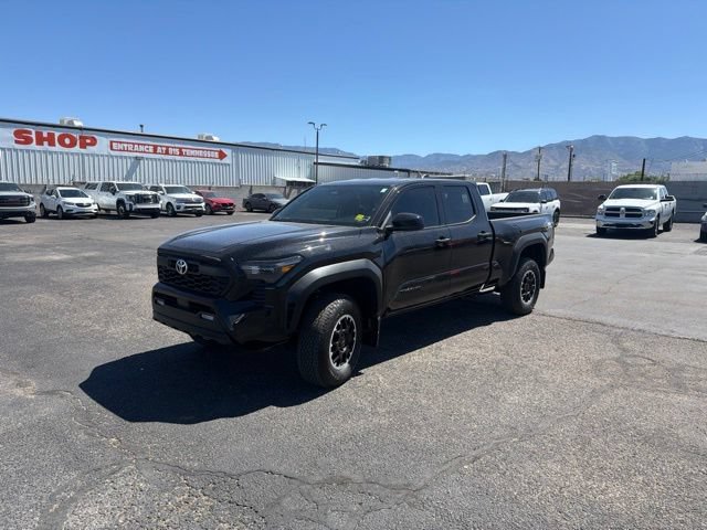 Used 2025 Toyota Tacoma TRD Off-Road AWD/4WD image 4