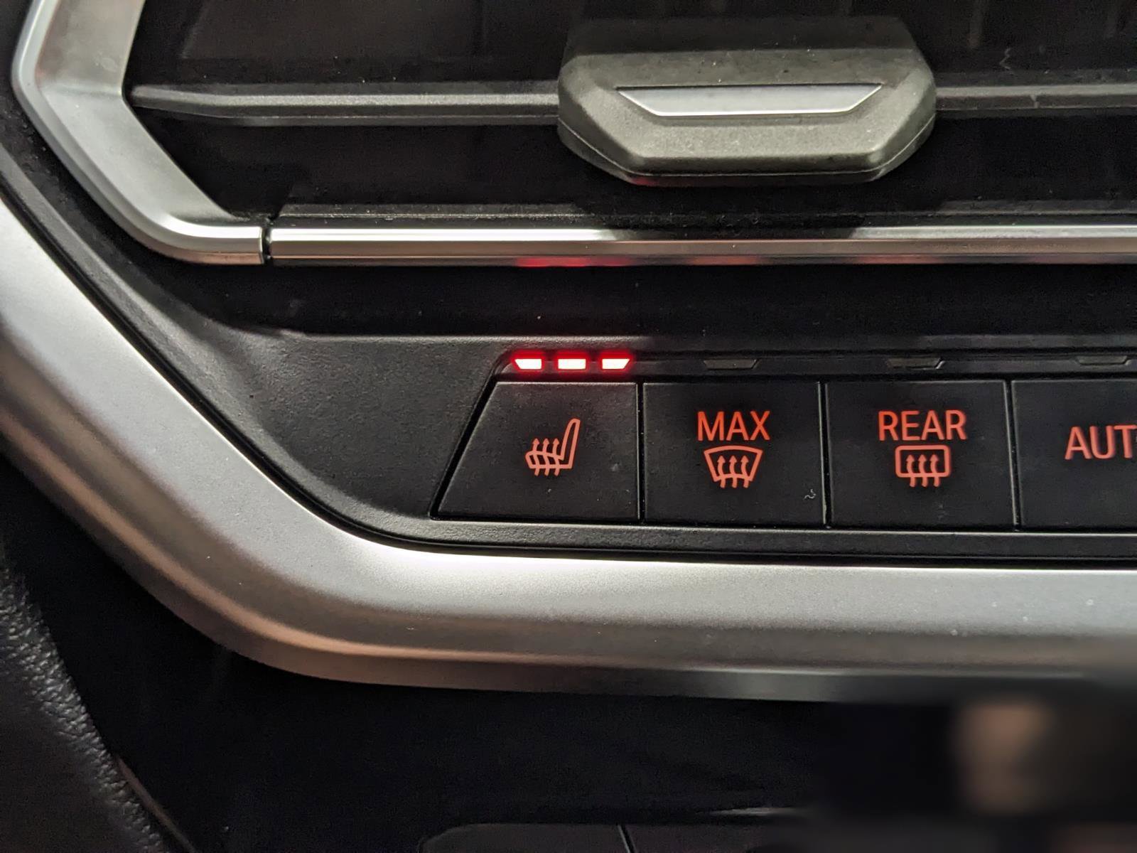 Used 2023 BMW X3 xDrive30i image 8