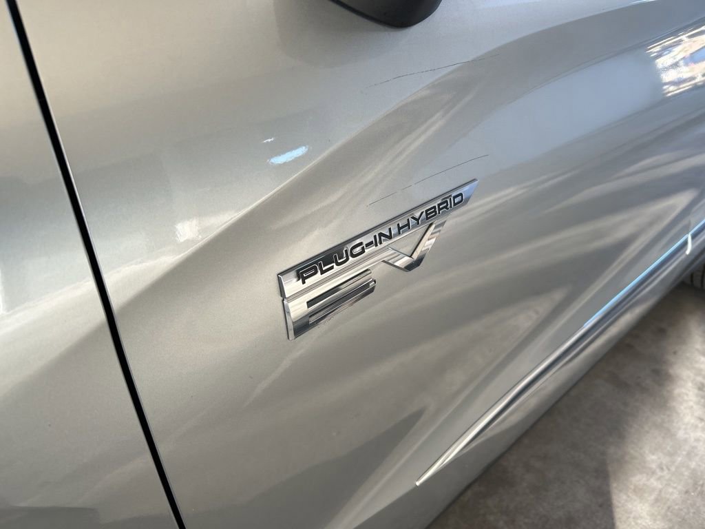 New 2025 Mitsubishi Outlander SE image 14