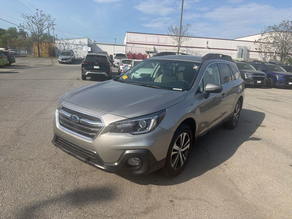 Used 2019 Subaru Outback 2.5i Limited image 3