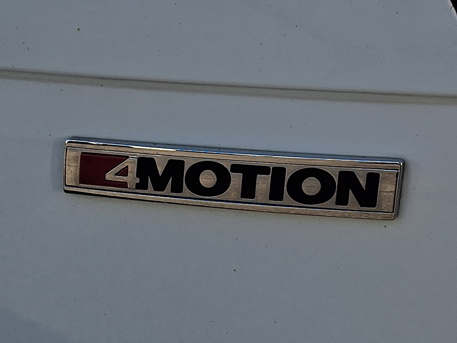 Used 2020 Volkswagen Tiguan SEL image 31