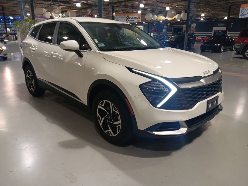Used 2024 Kia Sportage LX