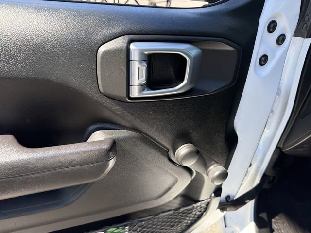 Used 2020 Jeep Wrangler Sport AWD/4WD image 11