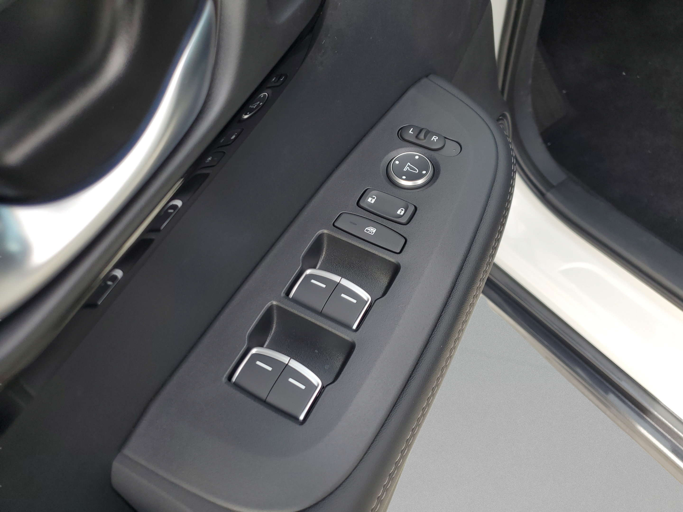 New 2026 Acura ADX FWD image 17