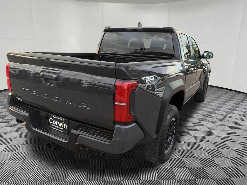 Used 2025 Toyota Tacoma TRD Off-Road AWD/4WD image 8