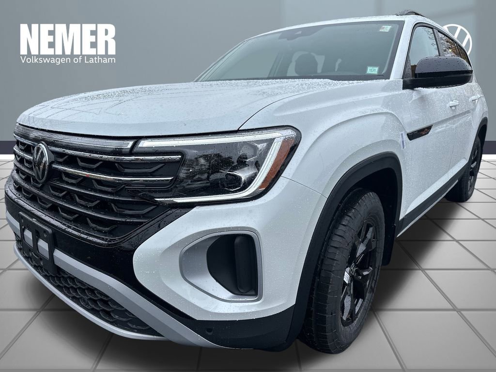 New 2026 Volkswagen Atlas Peak Edition image 1