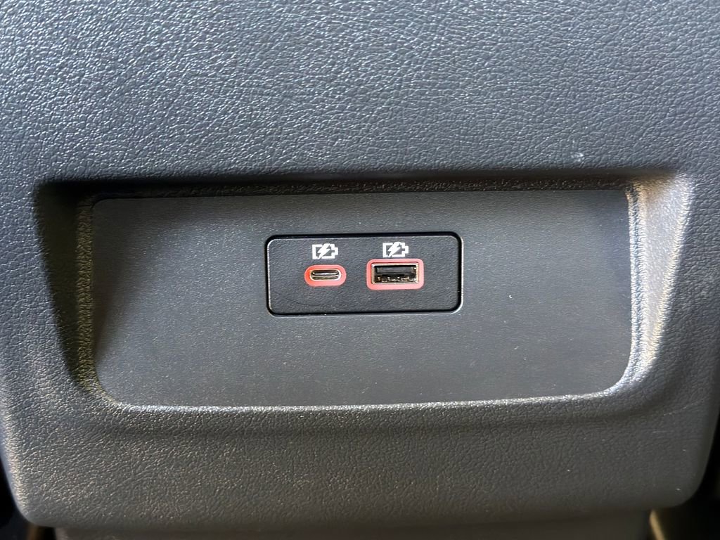 Used 2025 Nissan Frontier SV w/ Tow Package image 32