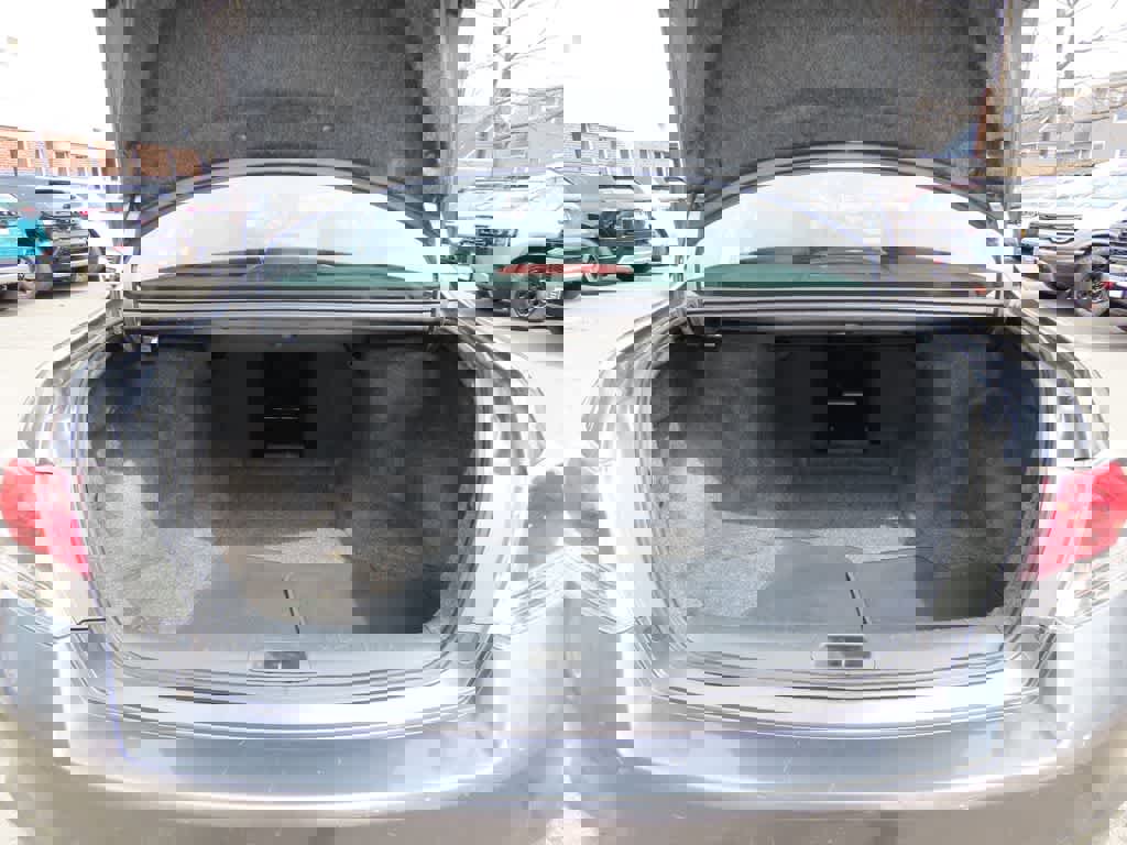 Used 2011 Honda Accord EX-L image 11