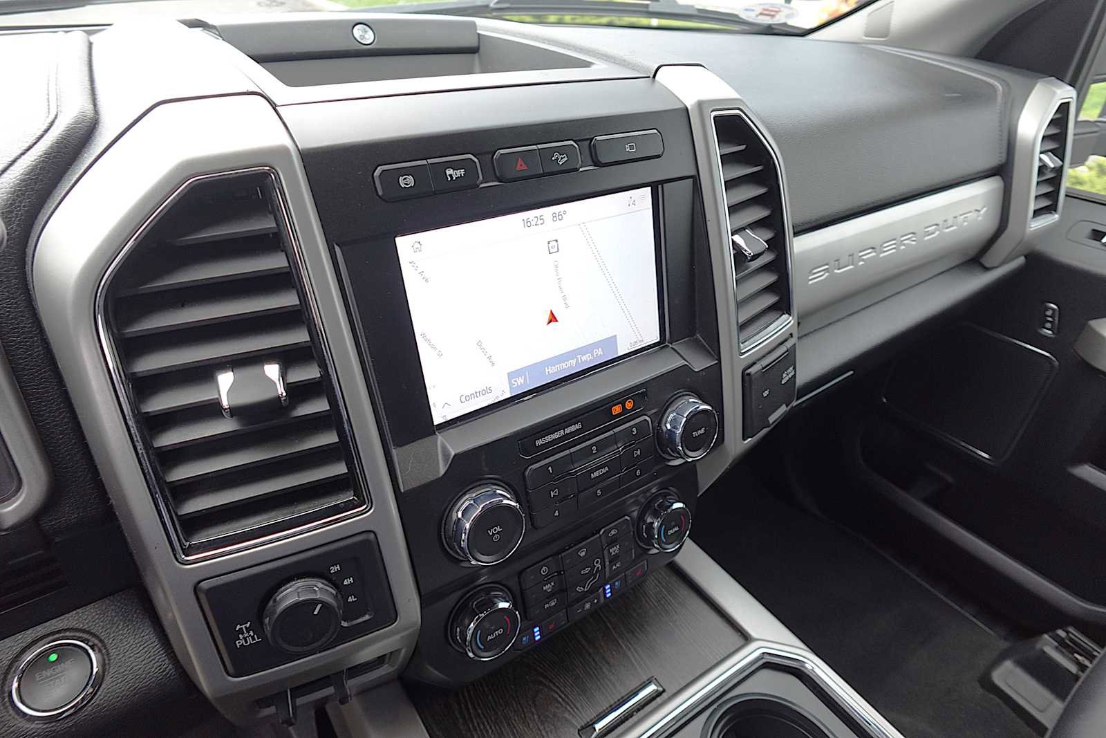 Used 2021 Ford F250 Lariat image 22