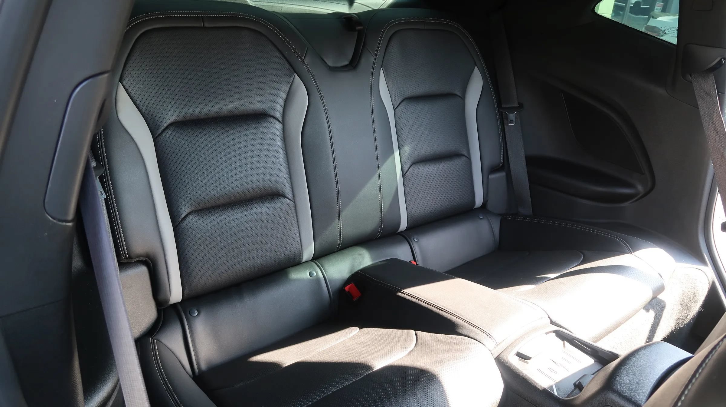 Used 2021 Chevrolet Camaro SS RWD image 19