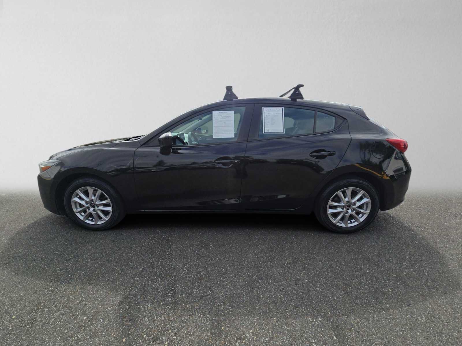 Used 2017 MAZDA MAZDA3 Sport FWD image 6