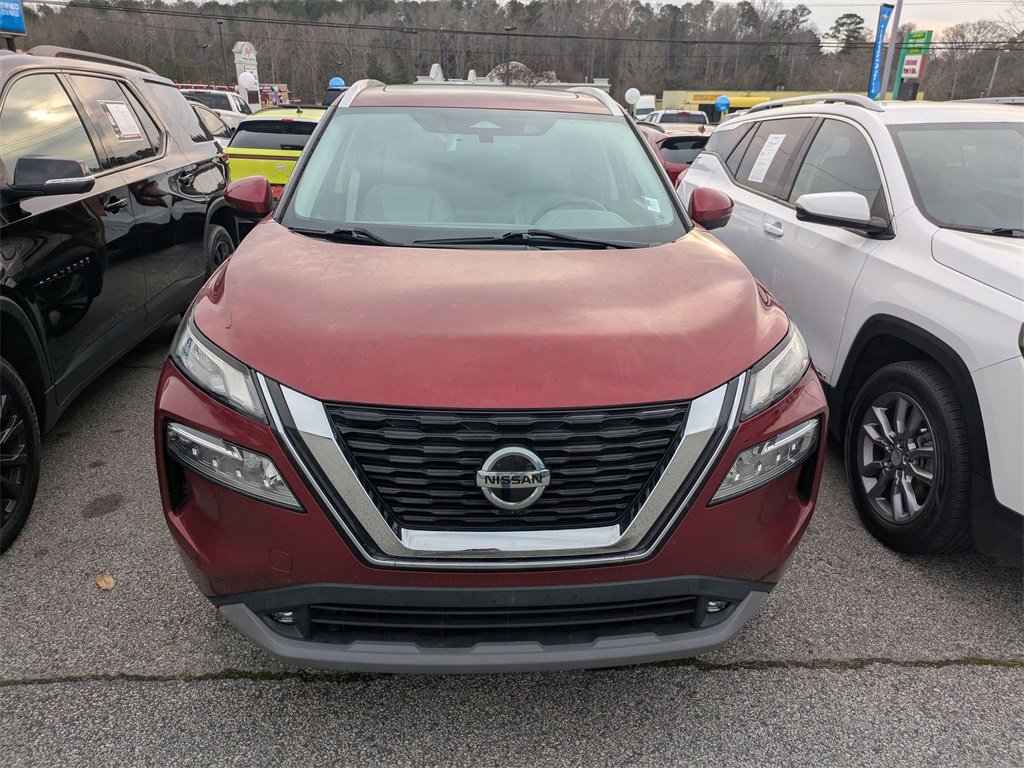 Used 2021 Nissan Rogue SL image 2