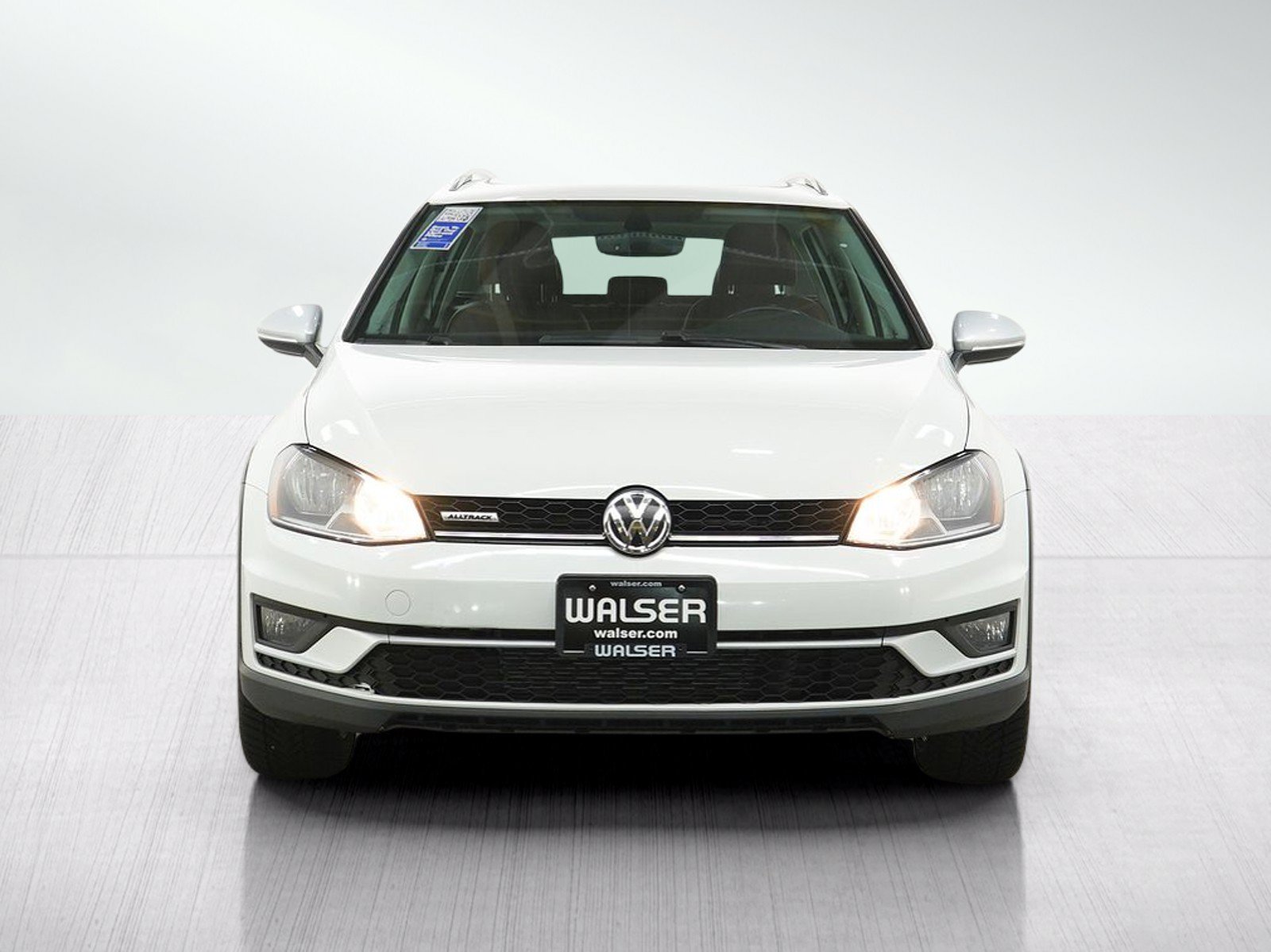 Used 2017 Volkswagen Golf Alltrack SE AWD/4WD image 8