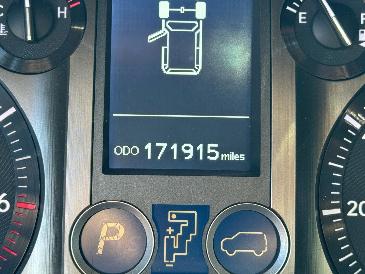 Used 2016 Lexus GX 460 w/ Premium Package image 26