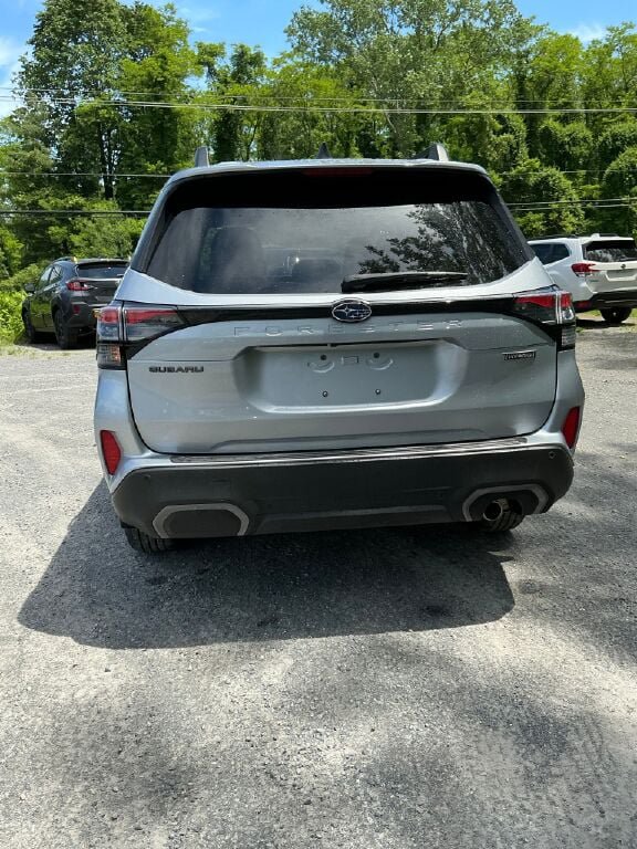 Certified 2025 Subaru Forester Limited w/ Protection Package (1PH) AWD/4WD image 2