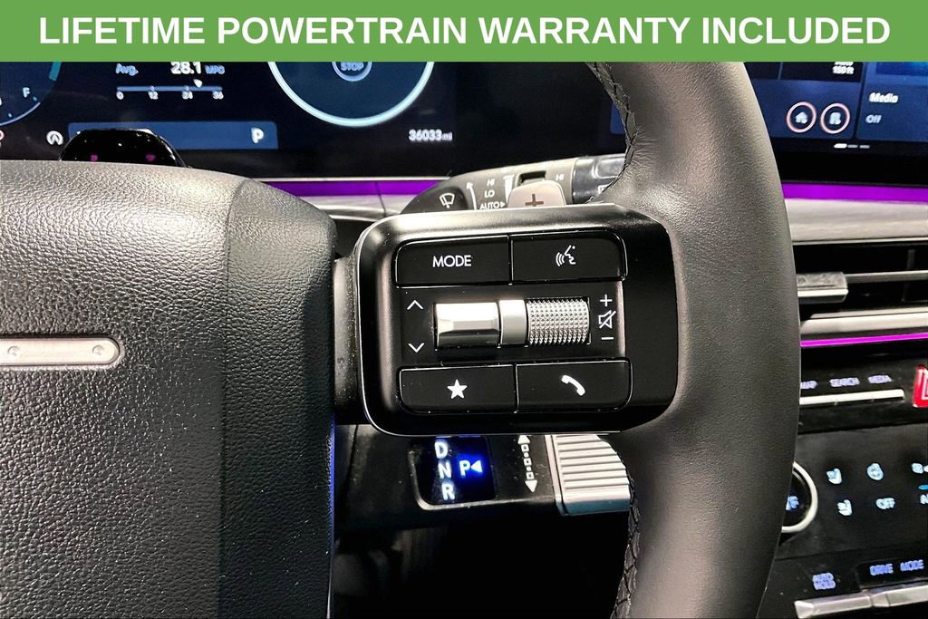 Used 2024 Hyundai Santa Fe Limited image 25