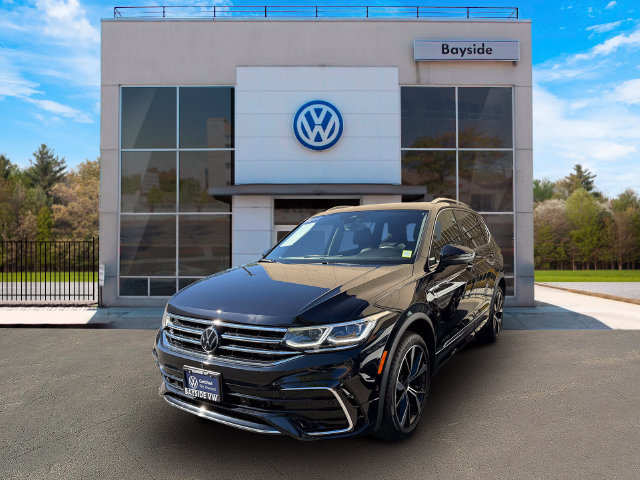 Certified 2023 Volkswagen Tiguan SEL R-Line AWD/4WD image 4