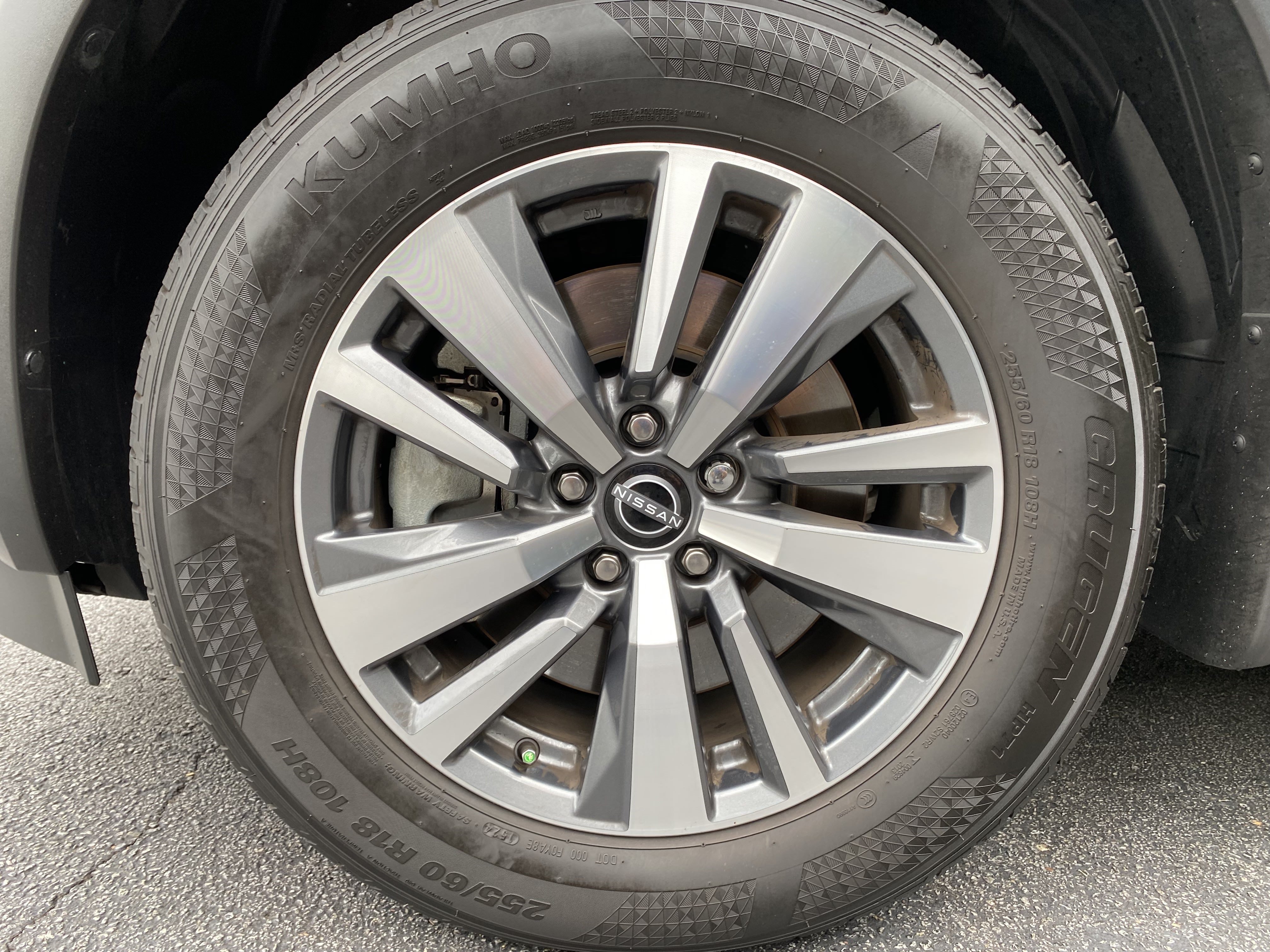 Used 2024 Nissan Pathfinder SL FWD image 40