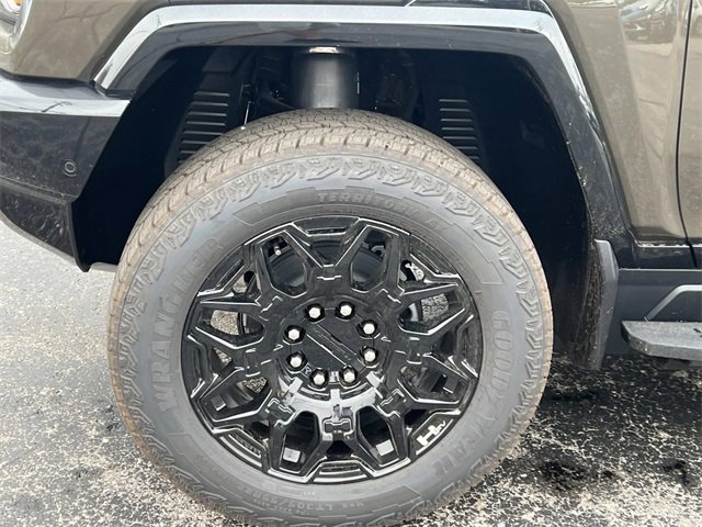 New 2026 GMC Hummer EV 4x4 Crew Cab image 10