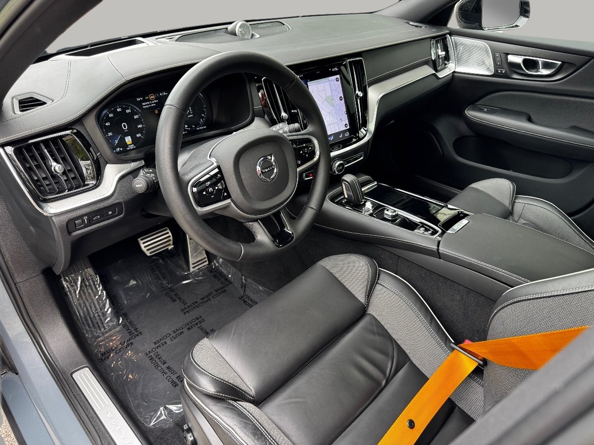 Used 2022 Volvo V60 T8 Polestar AWD/4WD image 16