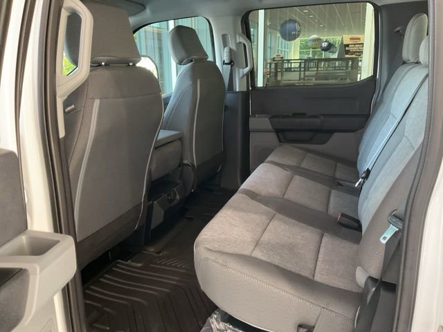 Used 2025 Ford F250 XL w/ XL Chrome Package image 16