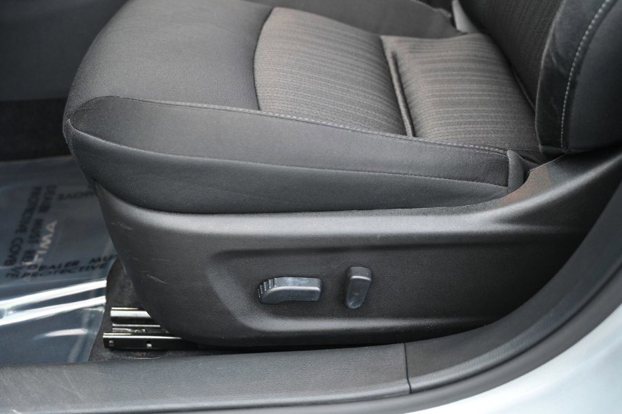 Used 2024 Nissan Altima 2.5 SV image 15