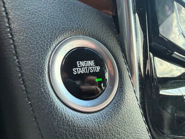 Used 2019 Cadillac Escalade Luxury AWD/4WD image 19