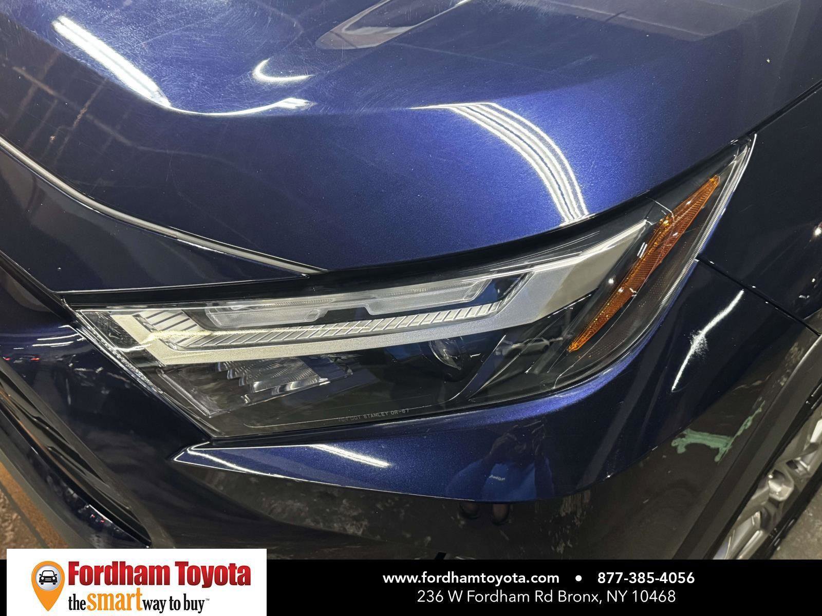 Used 2024 Toyota RAV4 XLE w/ Convenience Package image 6