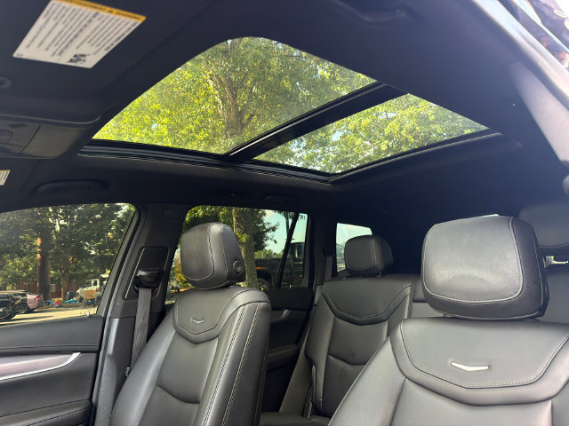 Certified 2024 Cadillac XT6 Luxury w/ LPO, Floor Liner Package AWD/4WD image 33