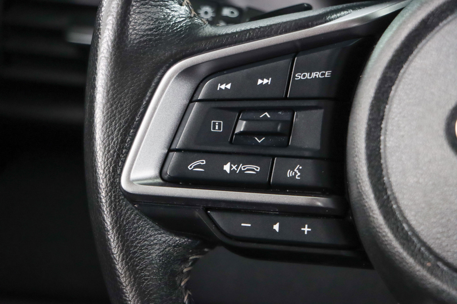 Used 2024 Subaru Outback Premium image 13