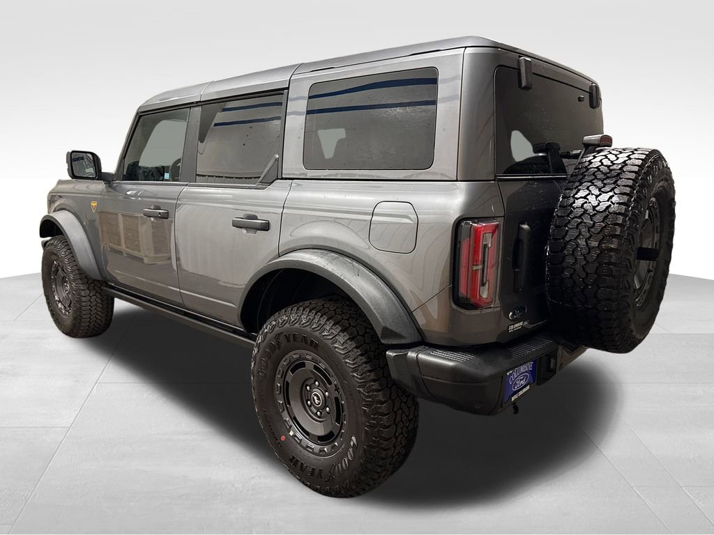New 2025 Ford Bronco Badlands image 2