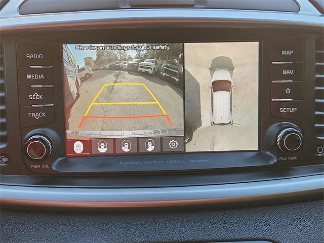 Used 2019 Kia Sorento SX image 15