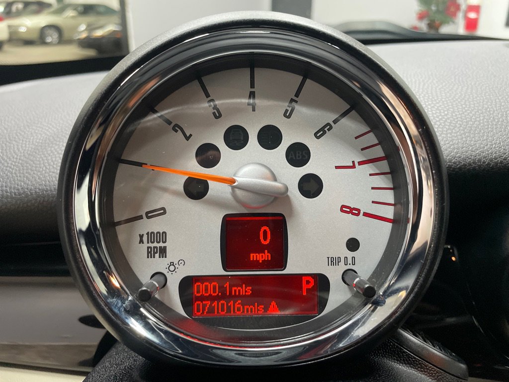 Used 2012 MINI Cooper Coupe image 21