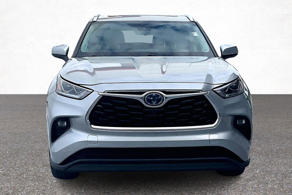 Certified 2021 Toyota Highlander Limited video 3