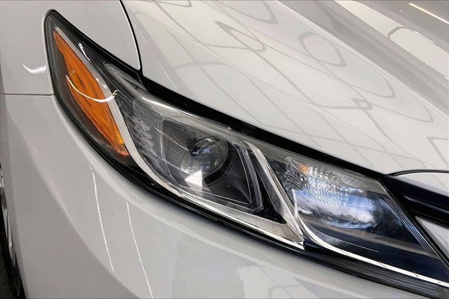 Used 2023 Toyota Camry LE image 29