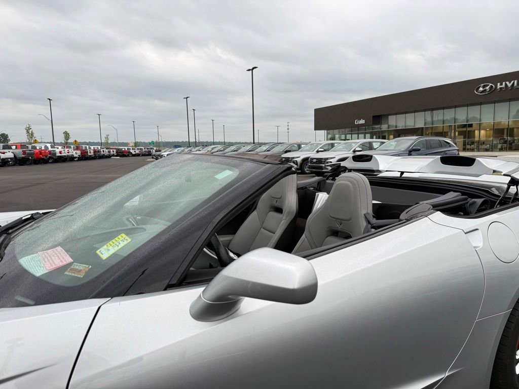 Used 2016 Chevrolet Corvette Stingray Convertible w/ 3LT Preferred Equipment Group RWD image 30