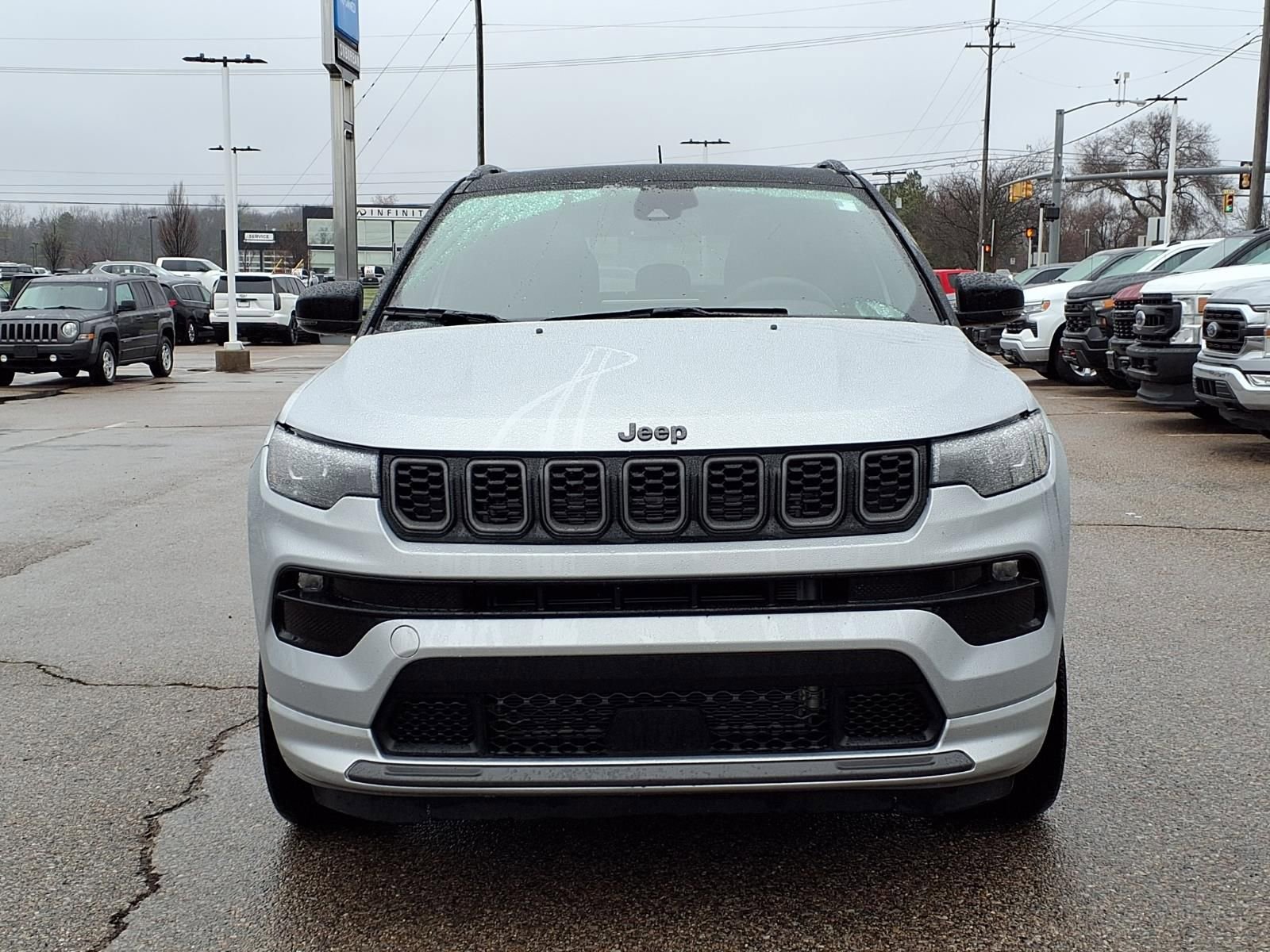 Used 2025 Jeep Compass Limited w/ High Altitude Package AWD/4WD image 2