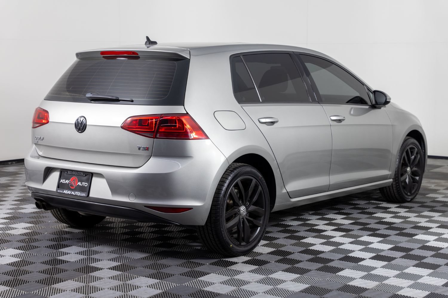 Used 2017 Volkswagen Golf SE FWD image 7