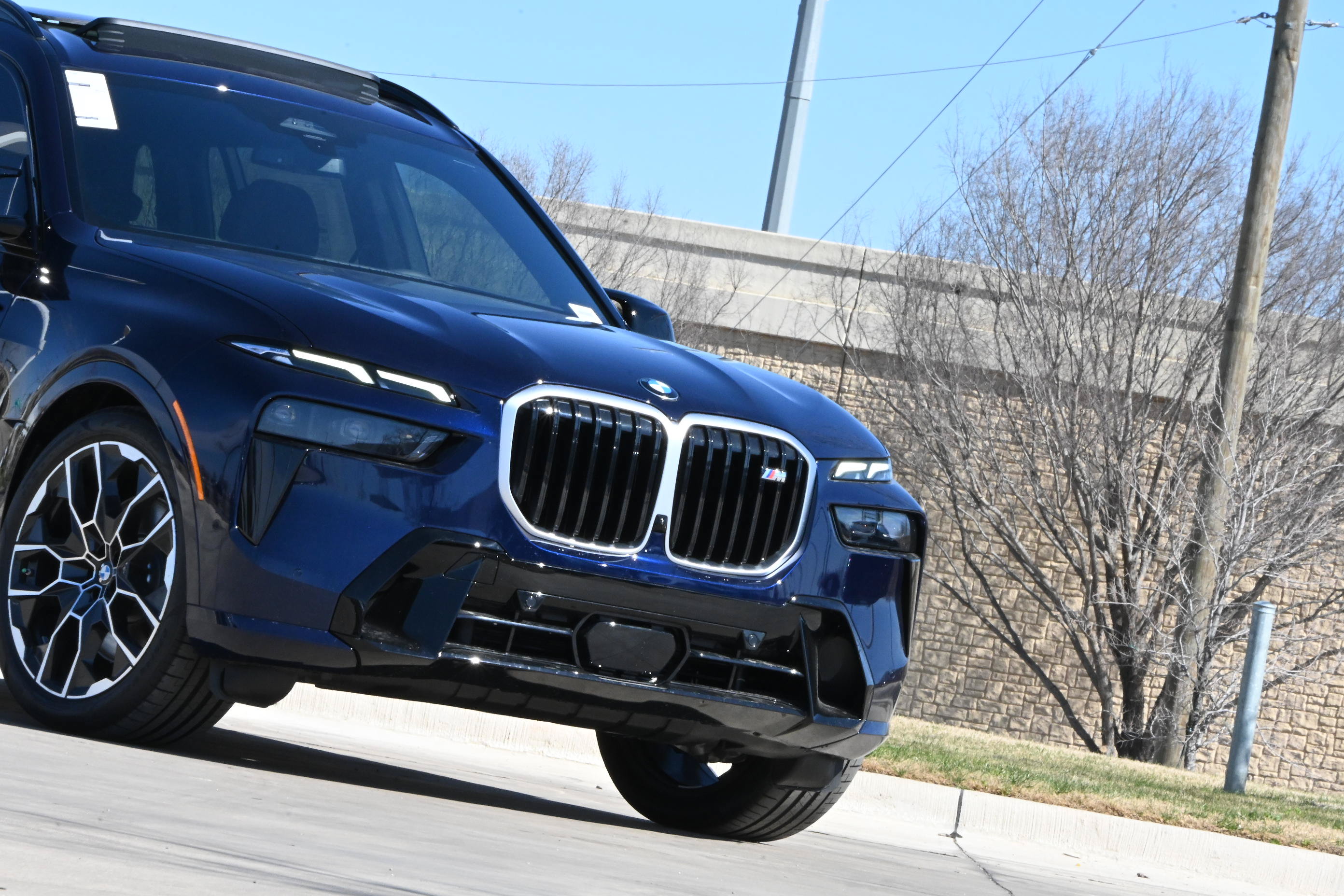 Used 2026 BMW X7 M60i AWD/4WD image 3