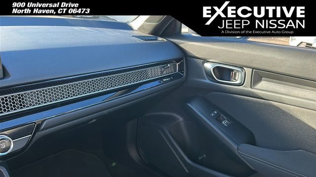 Used 2025 Honda Civic Sport image 19