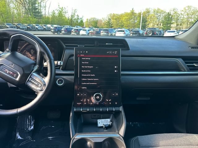 Used 2025 GMC Terrain Elevation AWD/4WD image 23