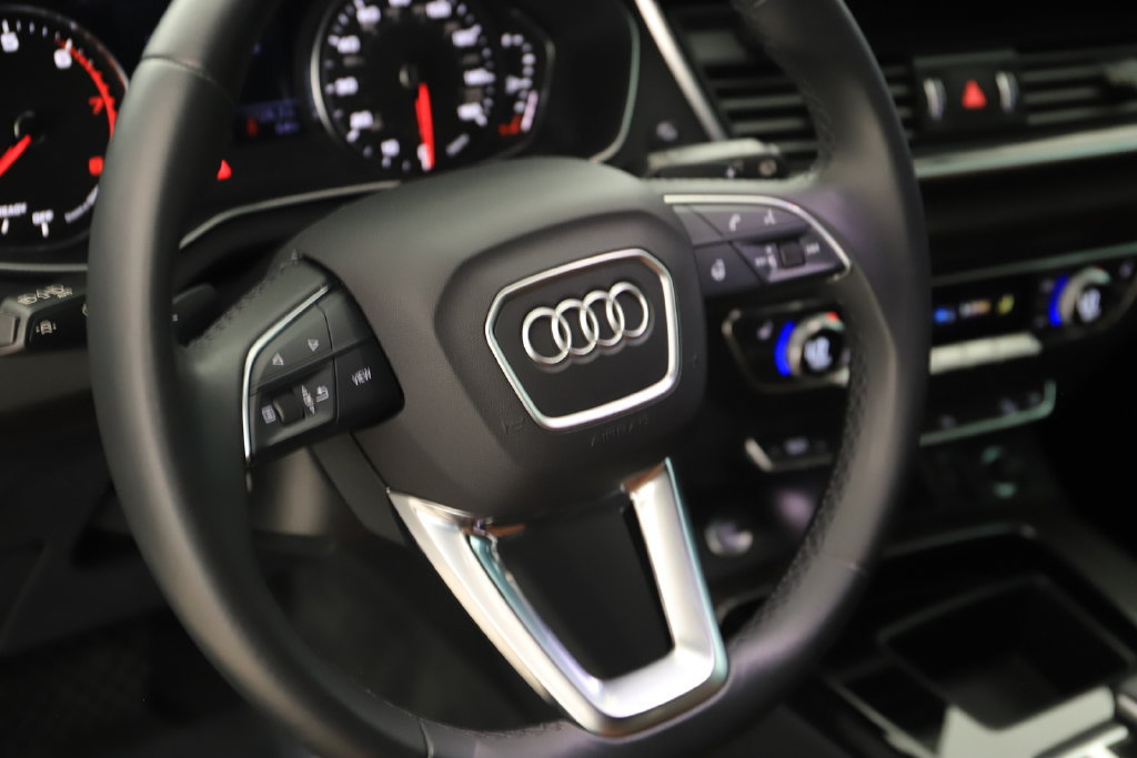 Certified 2024 Audi Q5 2.0T Premium AWD/4WD image 16