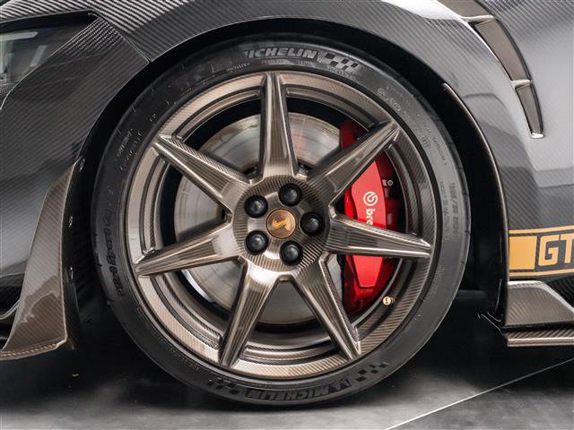 Used 2022 Ford Mustang Shelby GT500 w/ Carbon Fiber Track Pack image 9