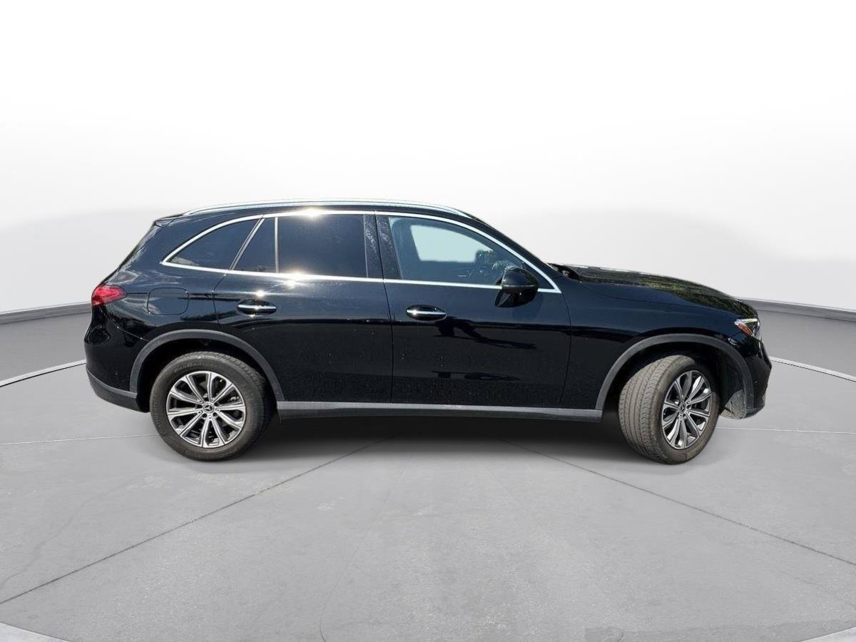 Used 2024 Mercedes-Benz GLC 300 image 5