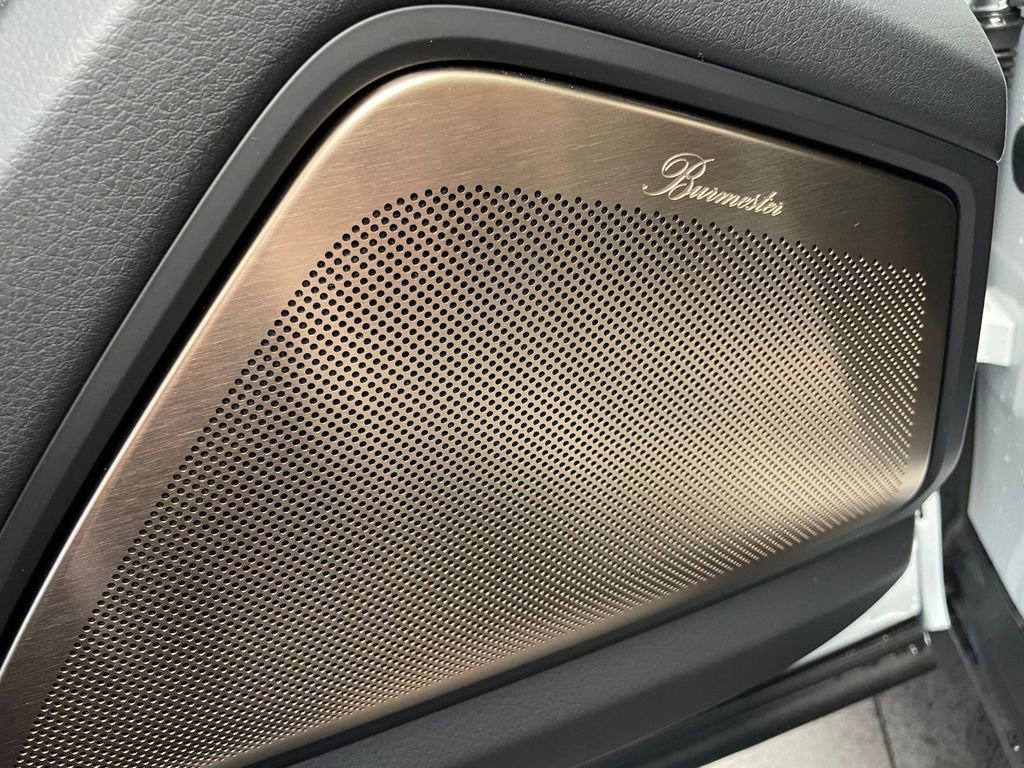 New 2026 Porsche Cayenne Coupe AWD/4WD image 16